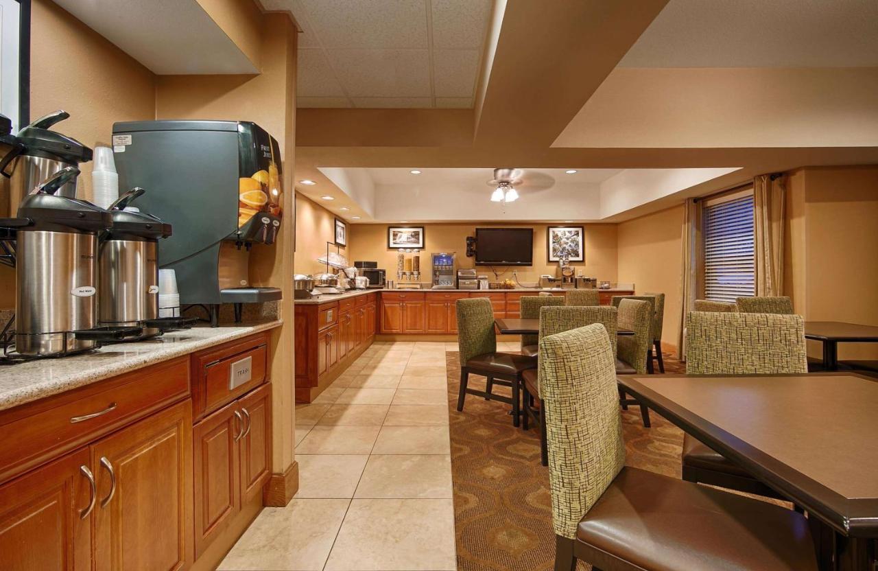 Best Western Plus Mishawaka Inn South Bend Exterior photo