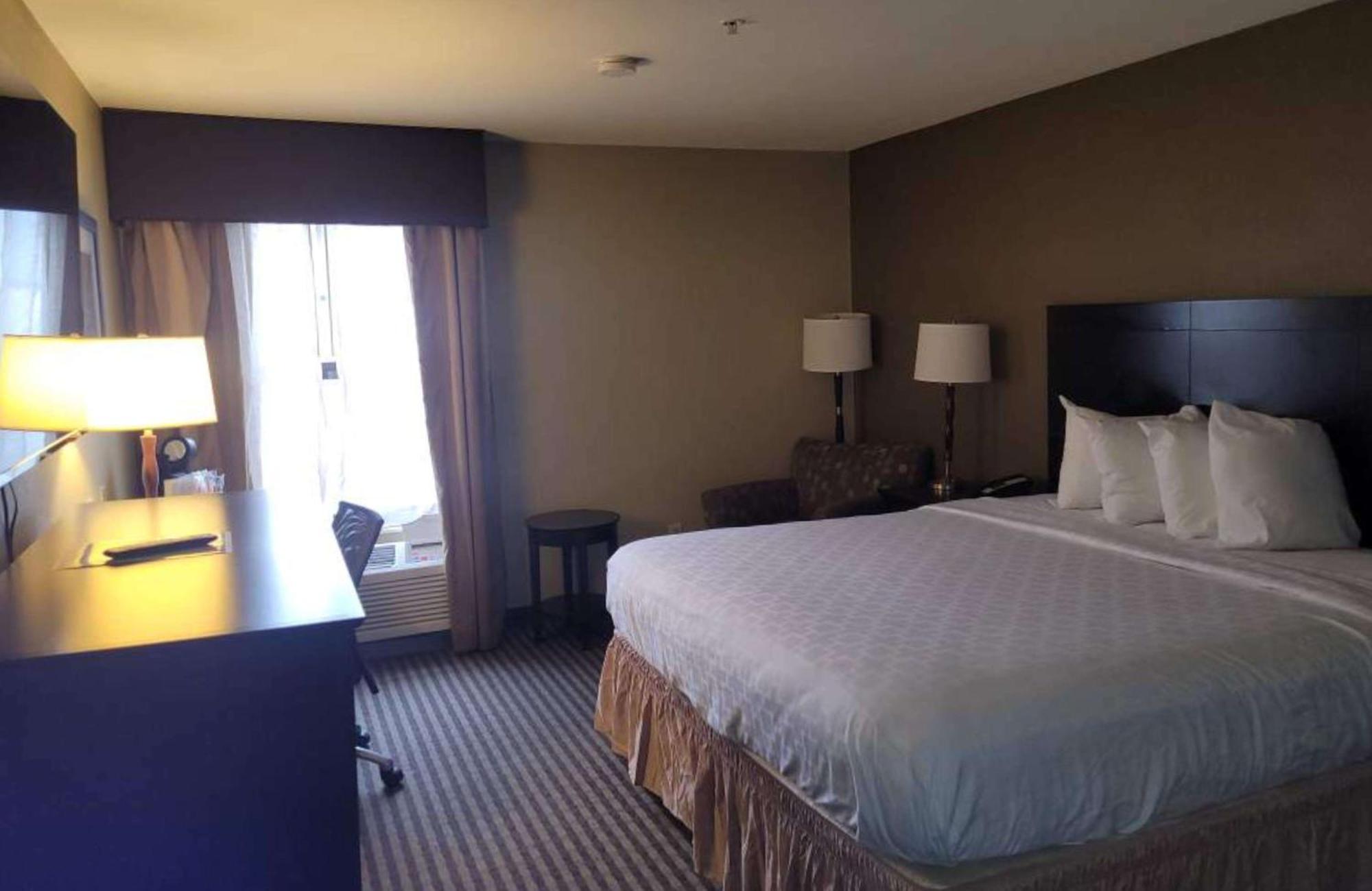 Best Western Plus Mishawaka Inn South Bend Exterior photo